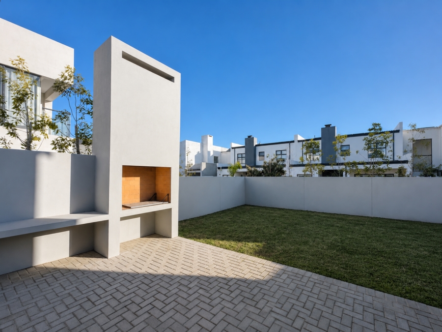 4 Bedroom Property for Sale in Sandown Western Cape